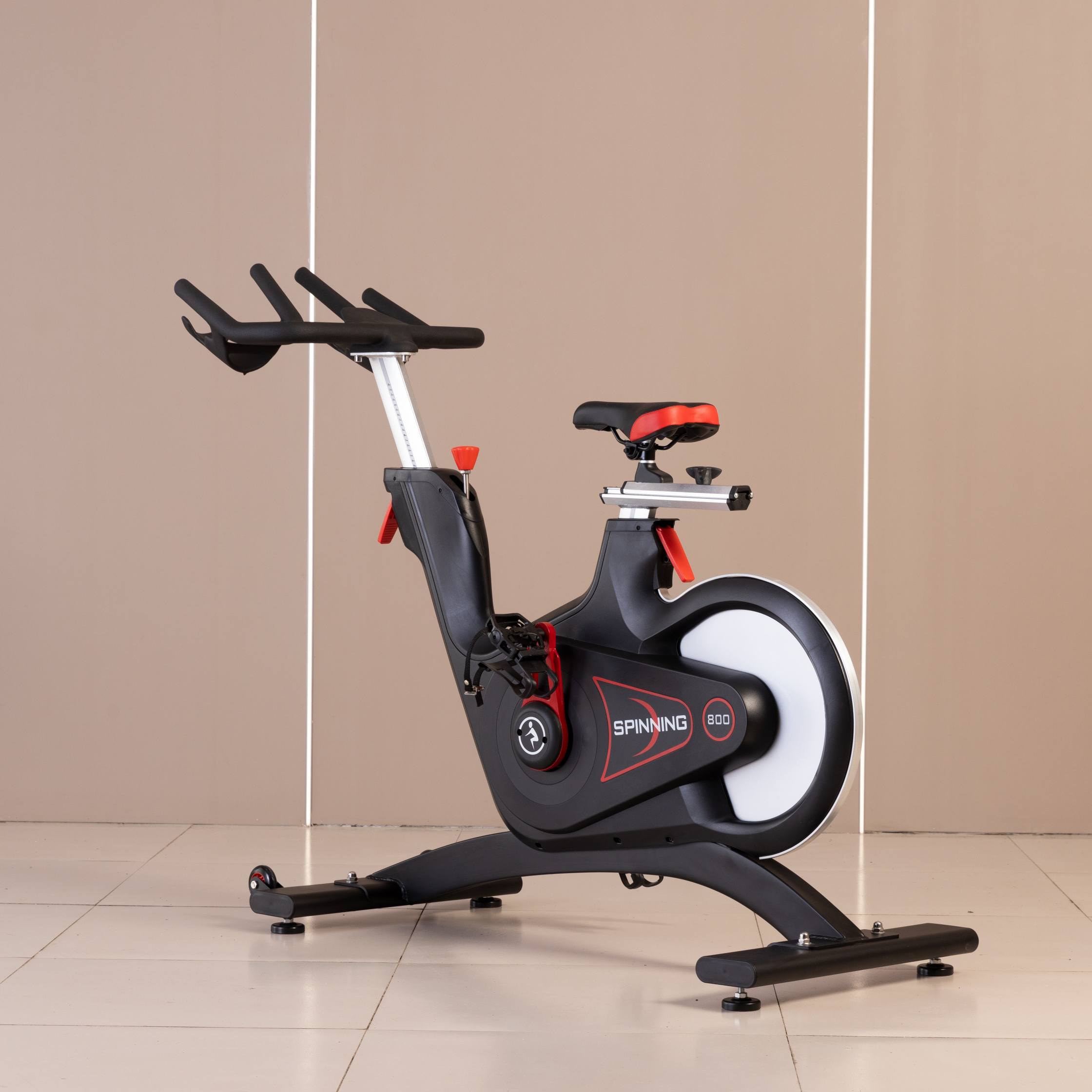 Bicicleta ergométrica de resistência magnética para academia